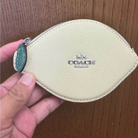 Coach Handbags - Coach Lemon Coin/ Cardholder New in Pkg .